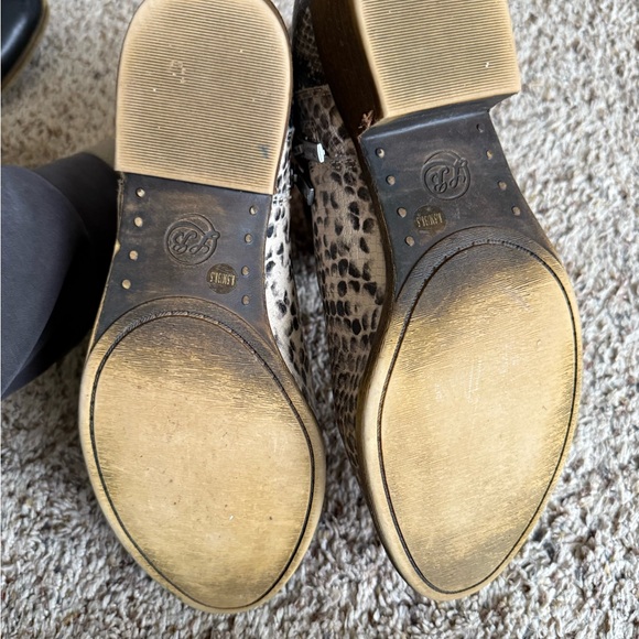 Lucky brand, python bootie - double zip - Picture 3 of 5